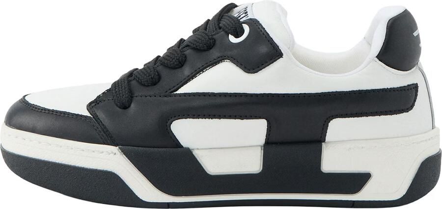 DIESEL Sneakers laag 'D-OLLIE' zwart wit