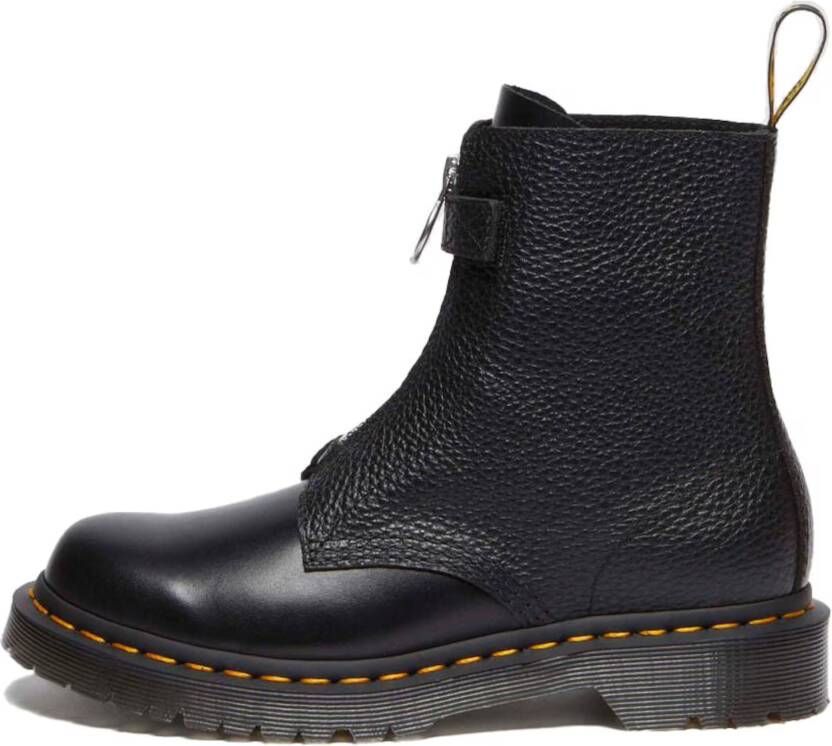 Dr. Martens Enkellaarsjes '1460 Pascal'