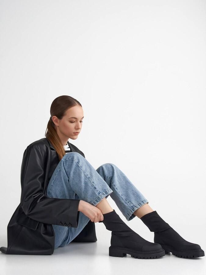 Estro Zwarte Slip-on Enkellaarsjes Black Dames - Foto 5