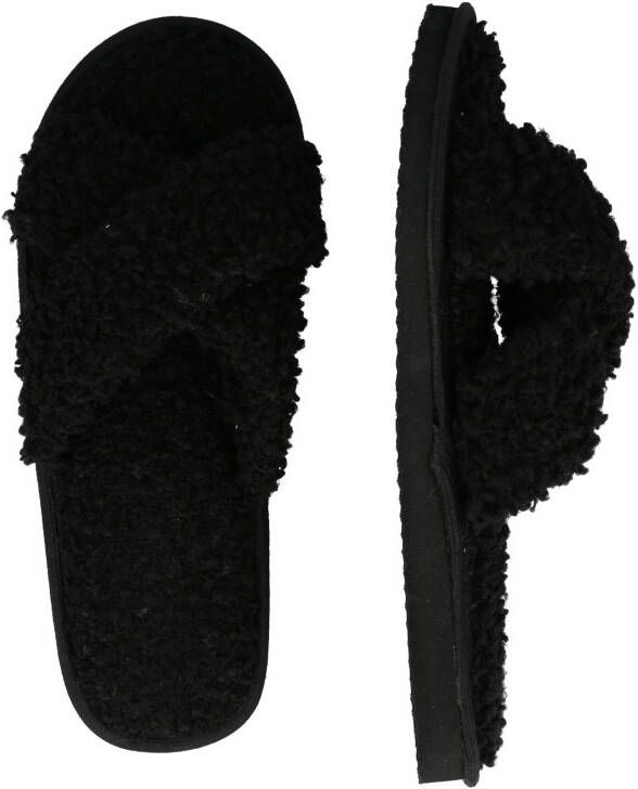 ABOUT YOU Huisschoenen 'Jona'