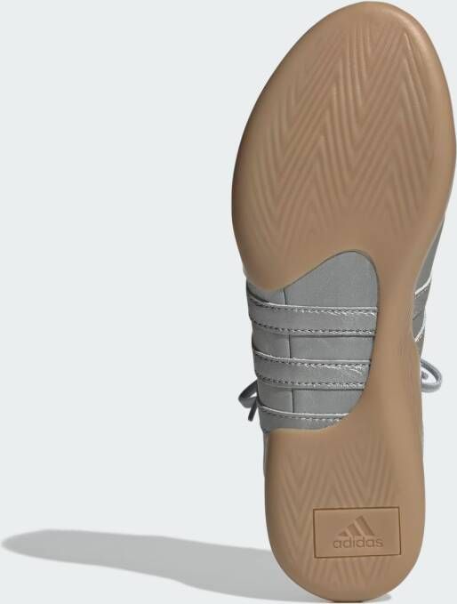 adidas Originals Ballerina met riempjes 'Taekwondo Mei'