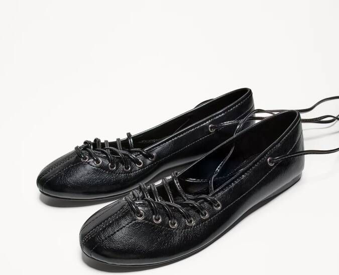 Bershka Ballerina met riempjes