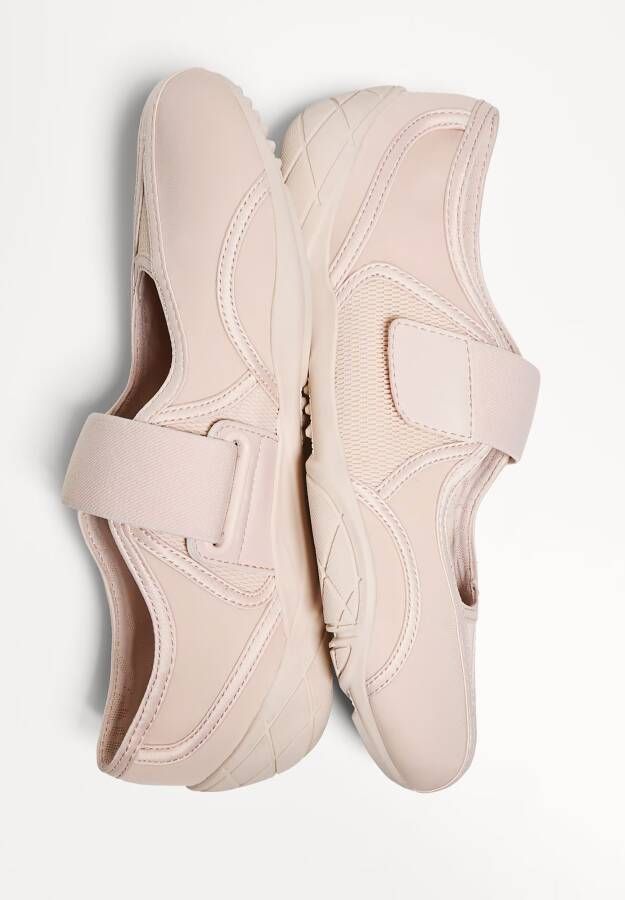 Bershka Ballerina met riempjes