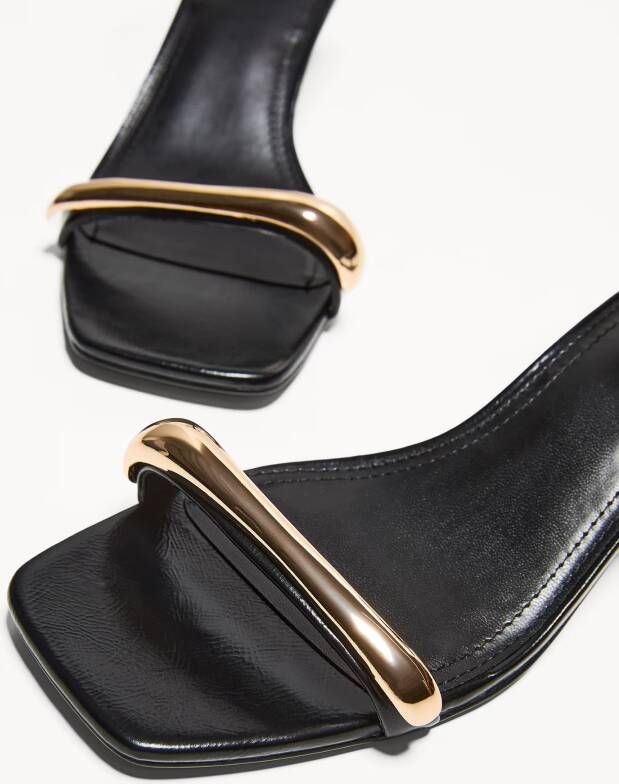 Bershka Sandalen met riem