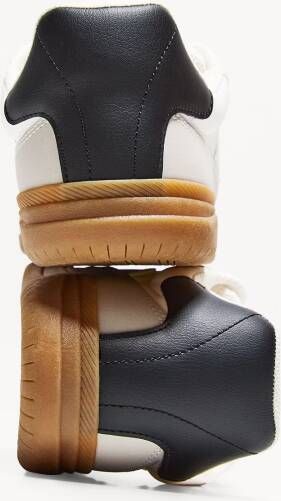 Bershka Sneakers laag