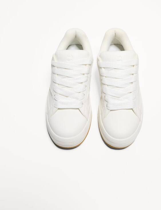 Bershka Sneakers laag