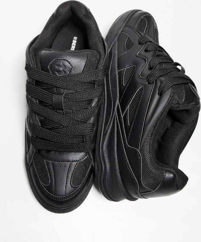 Bershka Sneakers laag