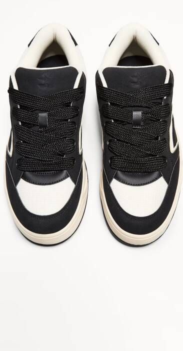 Bershka Sneakers laag