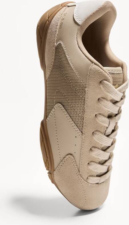 Bershka Sneakers laag 'DEPORTIVO FINO ARENA'
