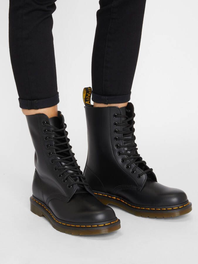 Dr. Martens Veterlaarsjes