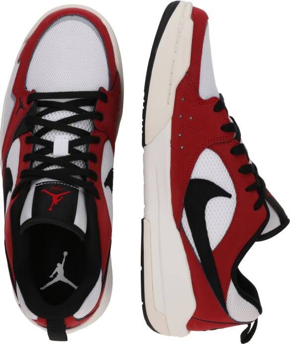 Jordan Sneakers laag 'CMFT Era'