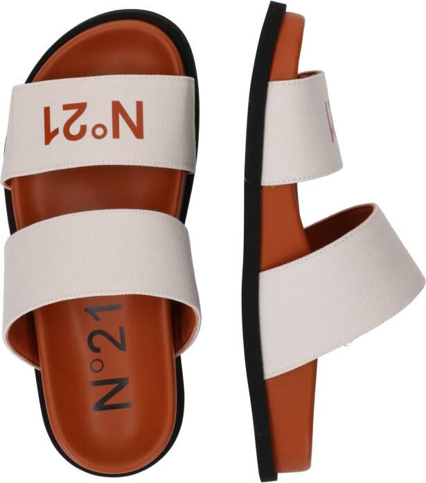 N°21 Muiltjes