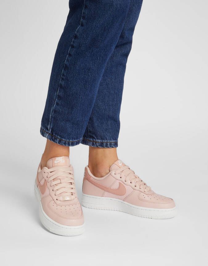 Nike Sportswear Sneakers laag 'W AIR FORCE 1 '07 ESS'
