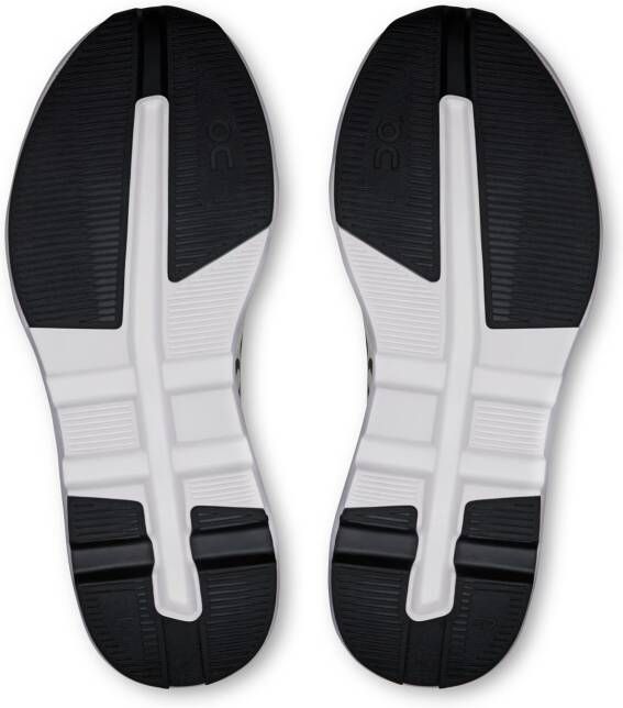 On Sneakers laag 'Cloudz e'