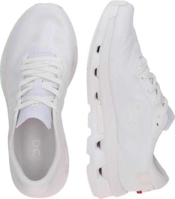 On Sneakers laag 'Cloudz e'