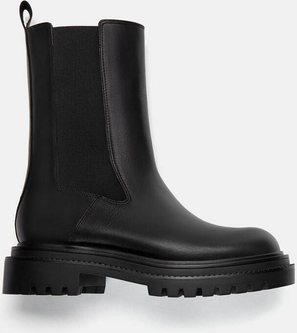 Pull&Bear Chelsea boots