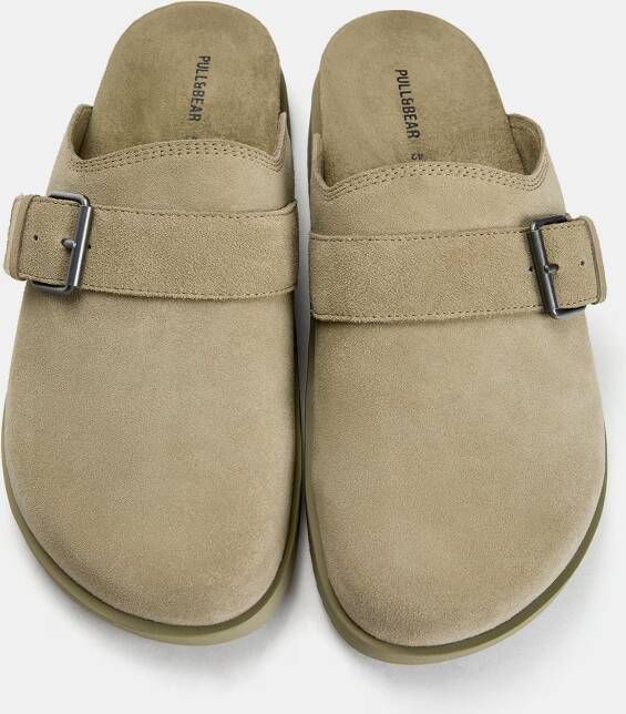 Pull&Bear Clogs