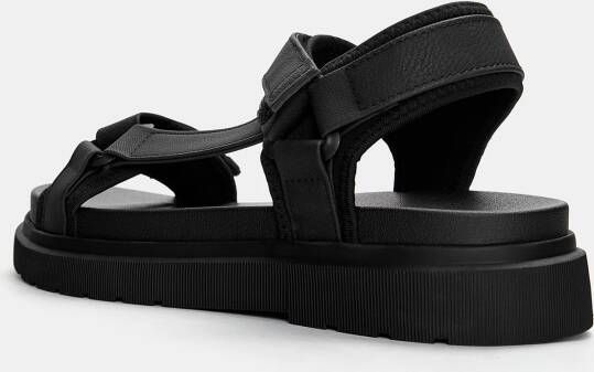 Pull&Bear Sandalen