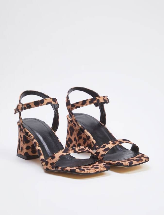 Trendyol Sandalen met riem