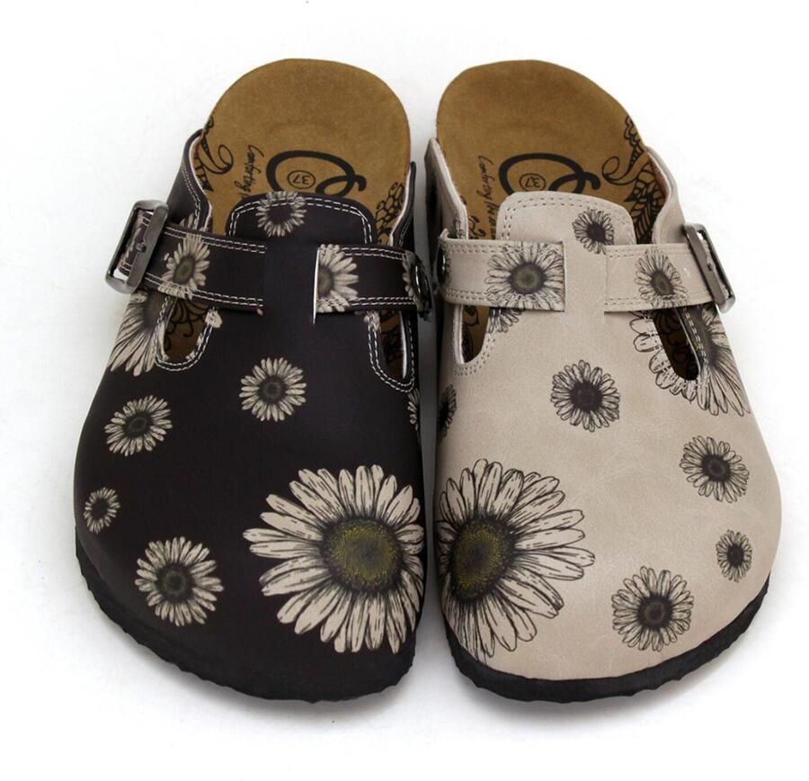 Goby Clogs 'Women Calceo Black and Beige Clogs CAL5457 with flower design' gemengde kleuren - Foto 2