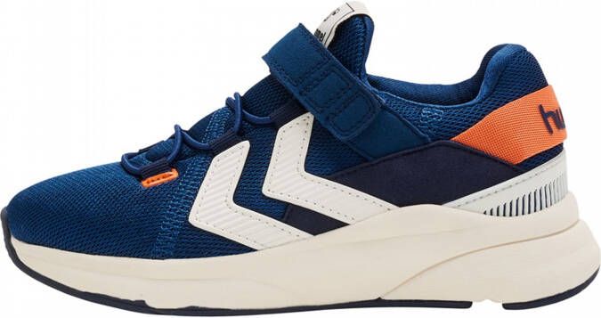 Hummel sneakers reach 300 Navy