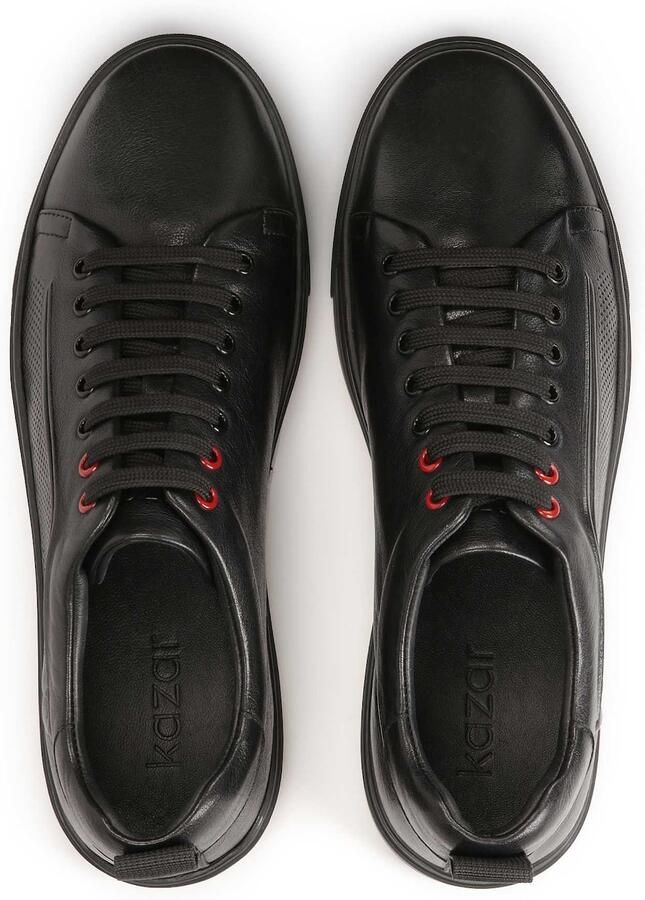 Kazar Zwarte leren sneakers met perforatie en rode inzet.Dit product valt groot uit. - Foto 2