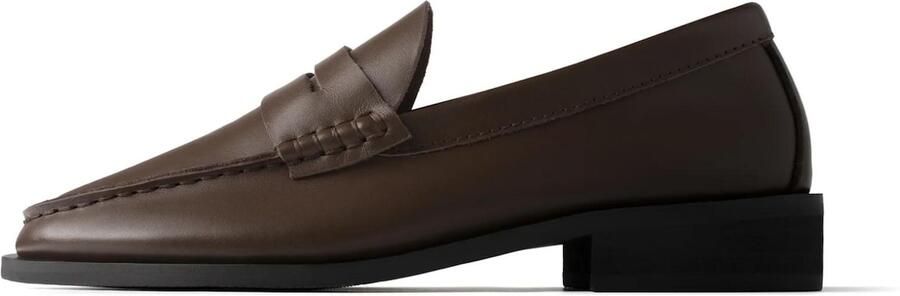 L37 HANDMADE SHOES Instappers 'TO MAKE IT EASIER' chocoladebruin