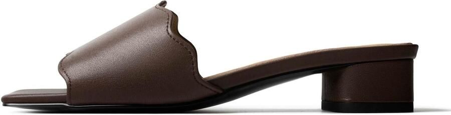 L37 HANDMADE SHOES Muiltjes 'ALWAYS IN BLOOM' donkerbruin