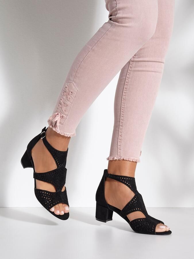 Lascana Sandalen Zomerschoen Sandalette zomerschoen met cut-outs en comfortabele blokhak VEGAN