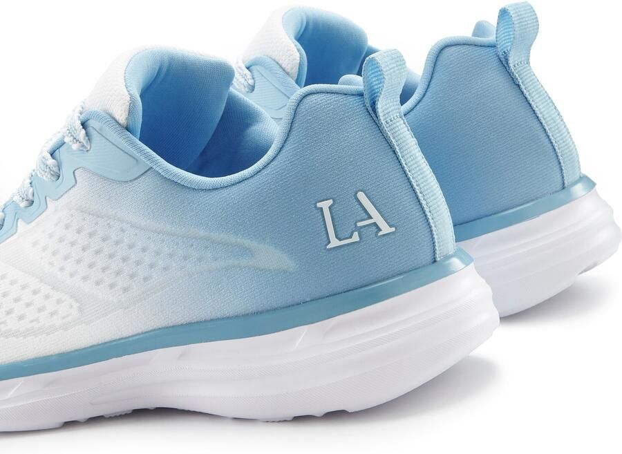 LASCANA Sneakers laag pastelblauw lichtblauw wit - Foto 3