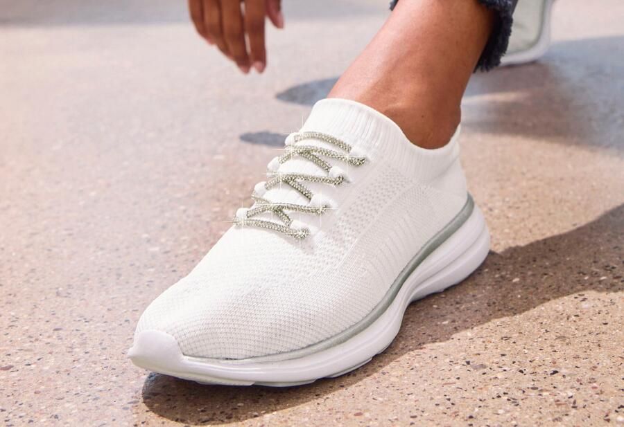 Lascana Sneakers met modieuze glinsterende veters vegan - Foto 4