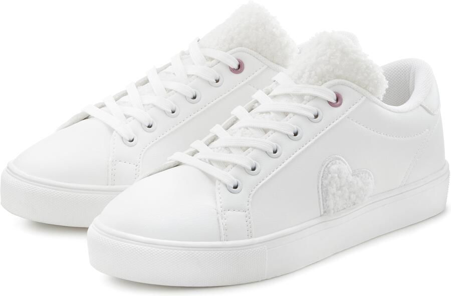 Lascana Sneakers Vrijetijdsschoen lage schoen met kleine hart patch VEGAN - Foto 5