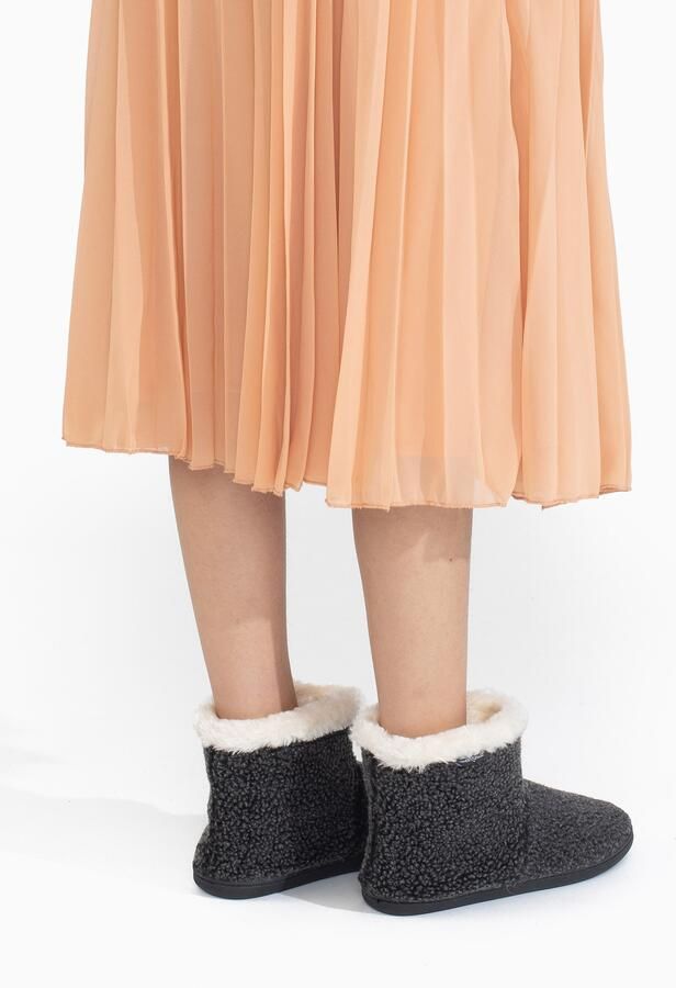 Minnetonka Boots 'Betty' donkergrijs - Foto 6