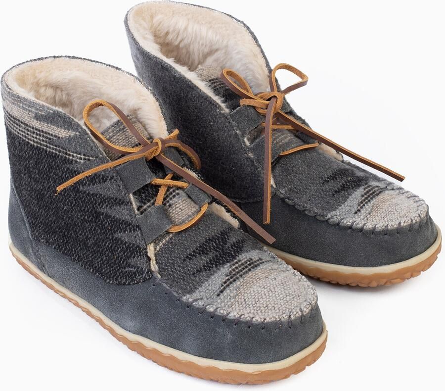 Minnetonka Enkellaarsjes 'Torrey' beige grijs - Foto 4