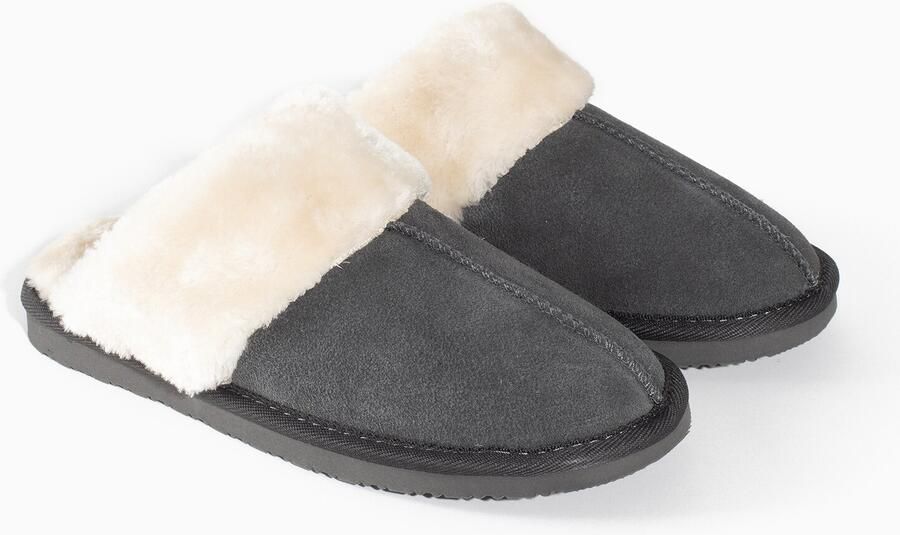 Minnetonka Huisschoenen 'Chesney ' crème donkergrijs - Foto 3