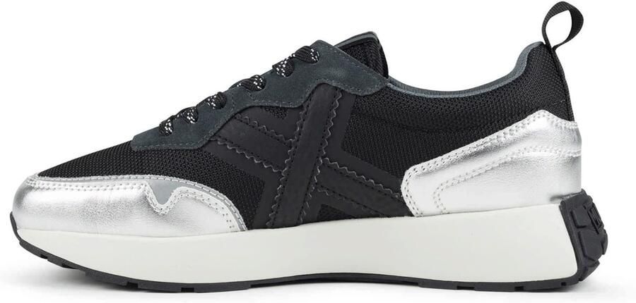 MUNICH Sneakers laag 'XEMINE' zwart zilver
