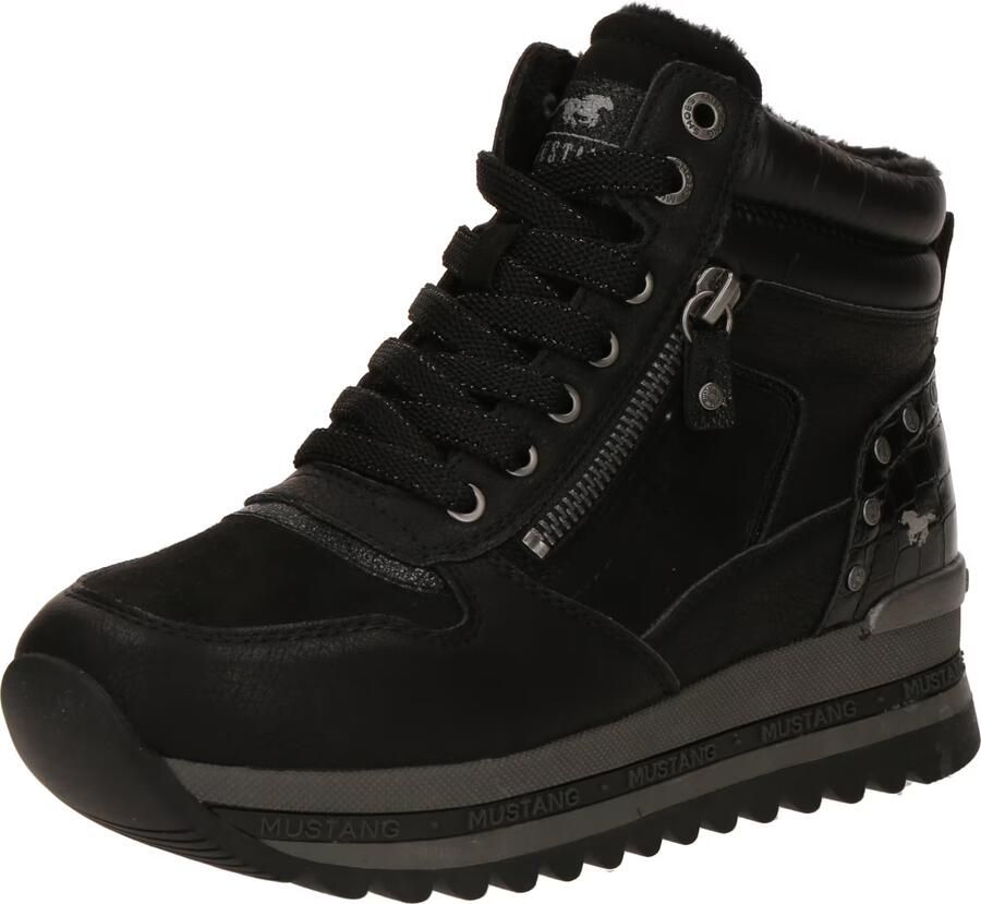 Mustang Shoes Winterlaarzen Urbana Plateausneaker winterboots met warme voering