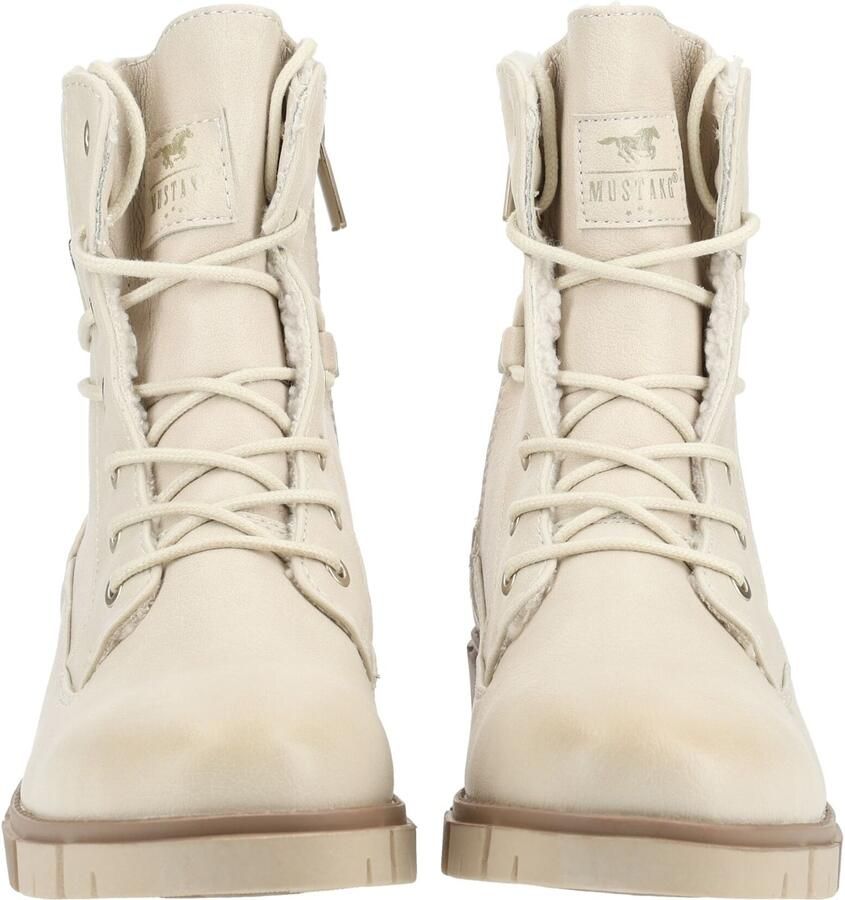 MUSTANG Veterlaarsjes 'Veterschoenen Hoog' offwhite - Foto 3
