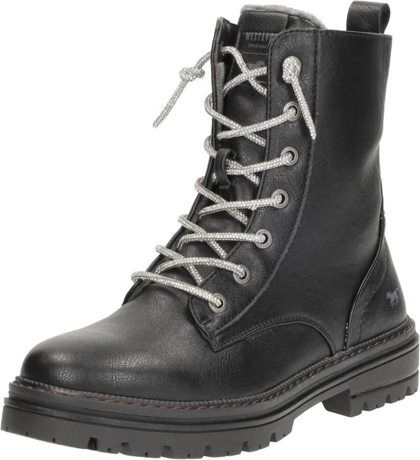 Mustang Veterschoenen Hoog Veterschoenen Hoog zwart