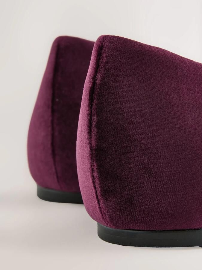 Next Dames Forever Comfort fluwelen ballerina's met hoge wreef Rood - Foto 4