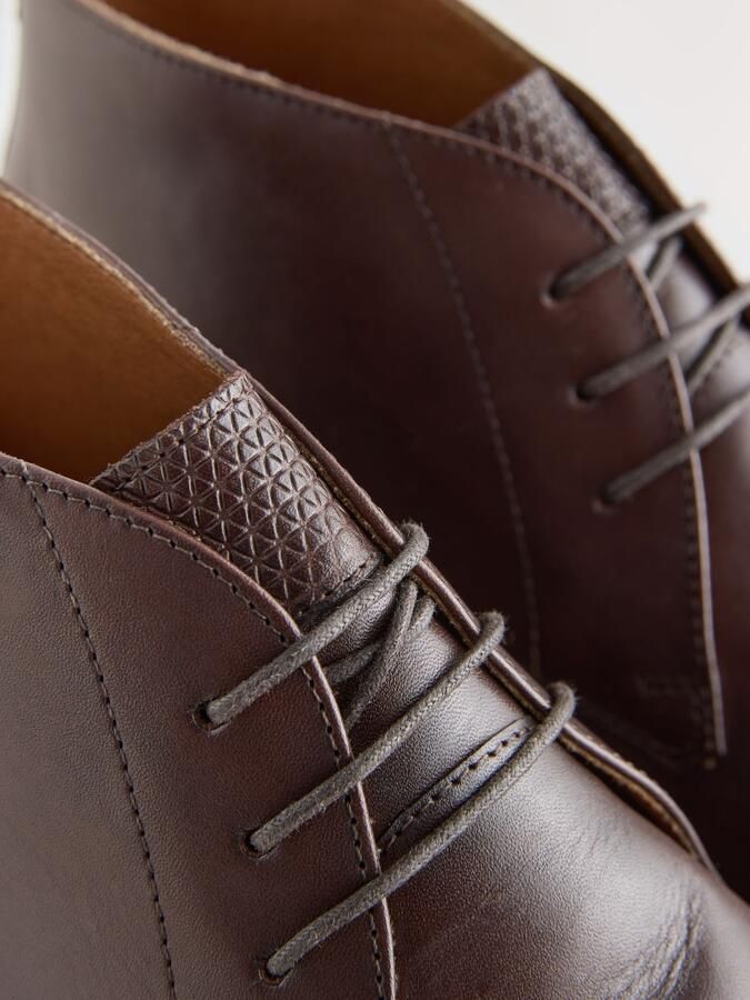 Next Heren Leren chukka laarzen met contrasterende zool Bruin - Foto 6