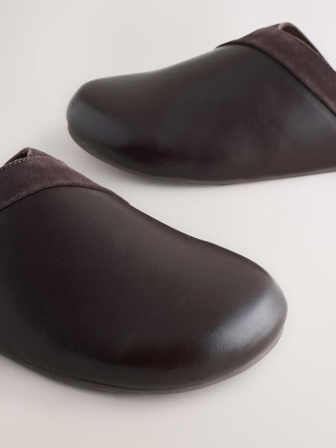 Next Clogs 'Forever Comfort' donkerbruin - Foto 2