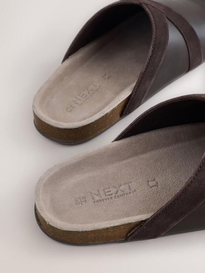 Next Clogs 'Forever Comfort' donkerbruin - Foto 3