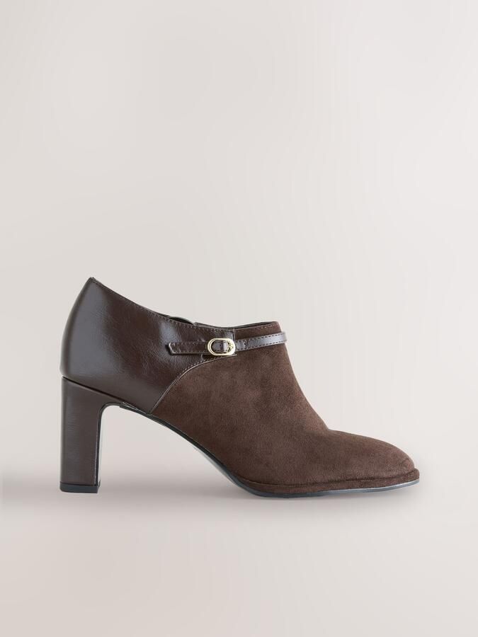 Next Dames Forever Comfort laarzen met ronde neus blokhak en gespdetails Bruin - Foto 2