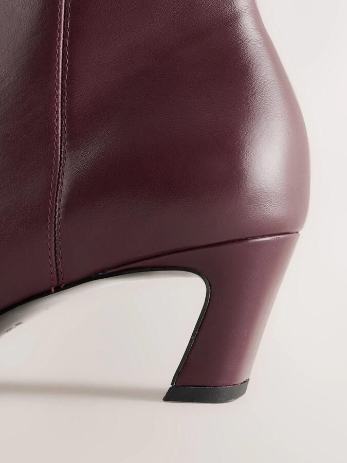 Next Dames Forever Comfort suède enkellaarzen met beitelvormige hak Rood - Foto 6