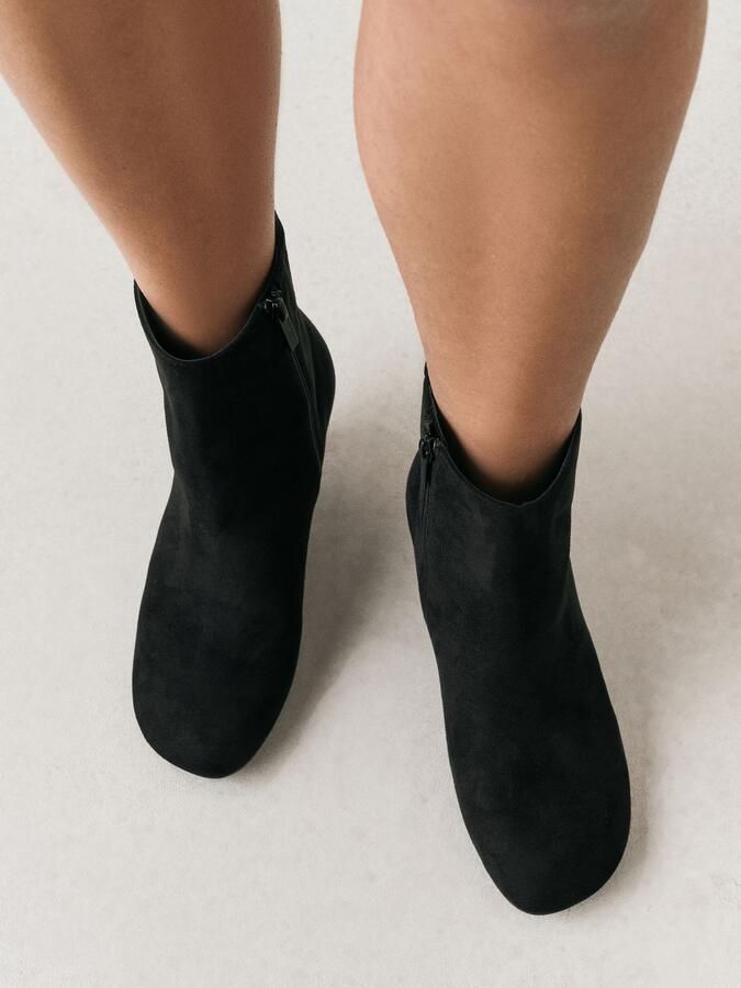 Next Dames Forever Comfort enkellaarzen van imitatiesuède met lepelvormige neus Zwart - Foto 6