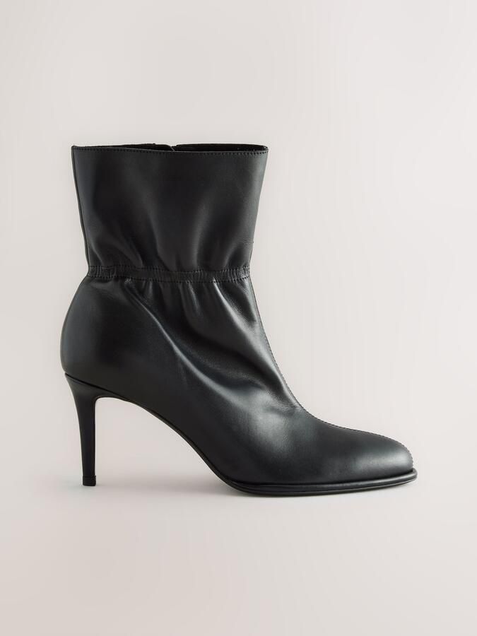 Next Dames Forever Comfort enkellaarzen met ruches Zwart - Foto 2