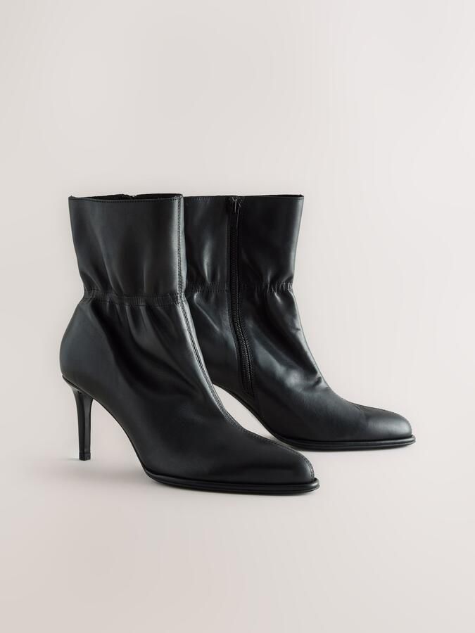 Next Dames Forever Comfort enkellaarzen met ruches Zwart - Foto 3