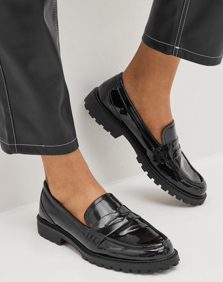 Next Dames Loafers van lakleer met dikke zool Zwart - Foto 3