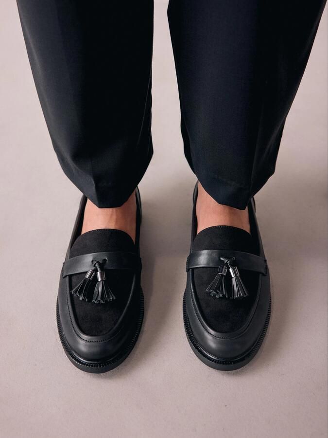 Next Dames Forever Comfort loafers met kwastje en ronde neus Zwart - Foto 3